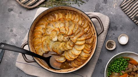  Lancashire Hotpot: Ein Herzhaftes und Deftiges Meisterwerk aus Nordengland!